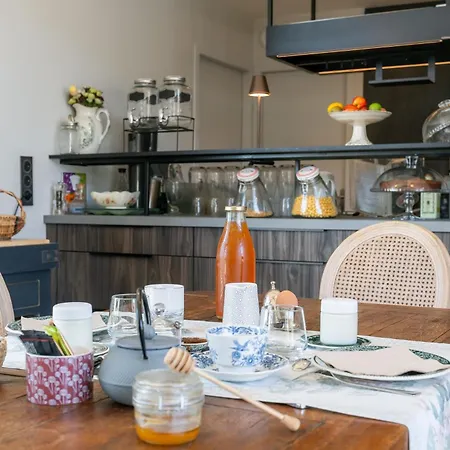 Demeures & Chateaux Le Clos Luly Bed & Breakfast